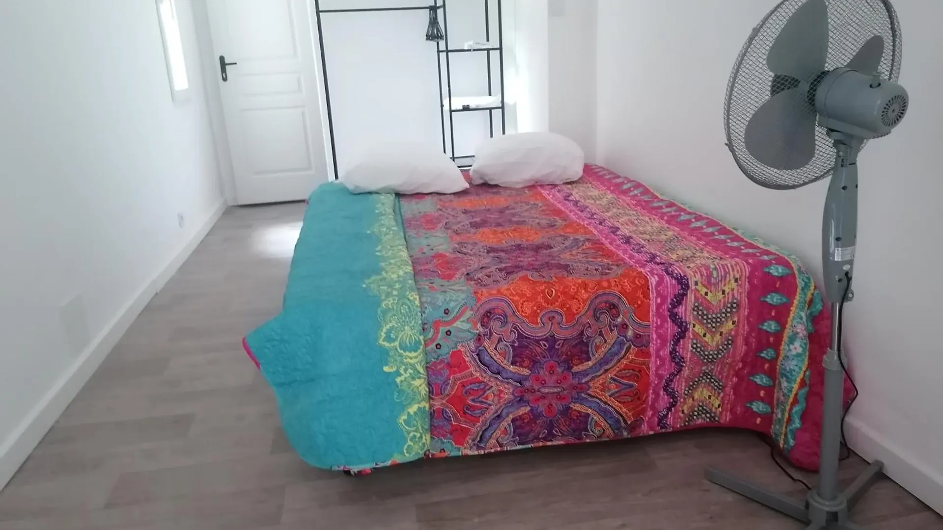 Holiday home Maison Atypique 14 Couchages La Crau